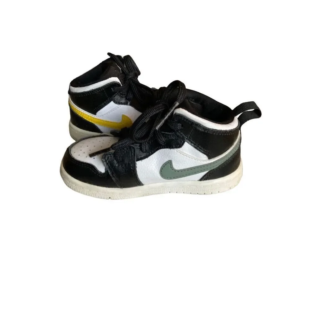 Nike Air Jordan 1 Mid Toddler 8C Black White Red Swoosh Sneakers